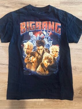 YG Presents "Big Bang" Shirt - Size S - Tour Music KPOP Band Concert Merch